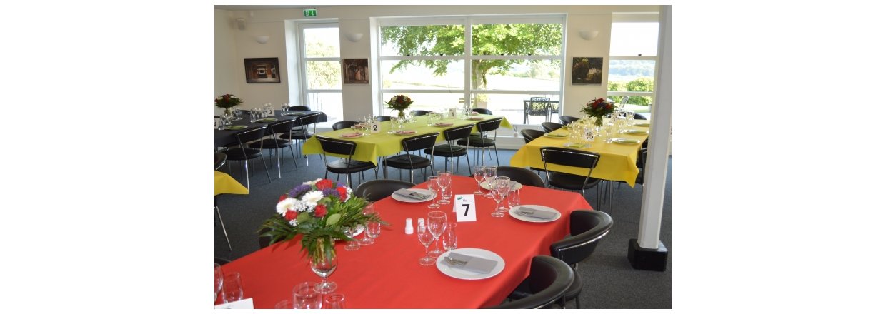 Festshop.dk leverer event til Aros Forsikring golfdag