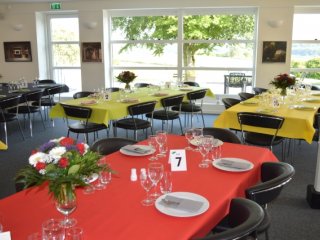 Festshop.dk leverer event til Aros Forsikring golfdag